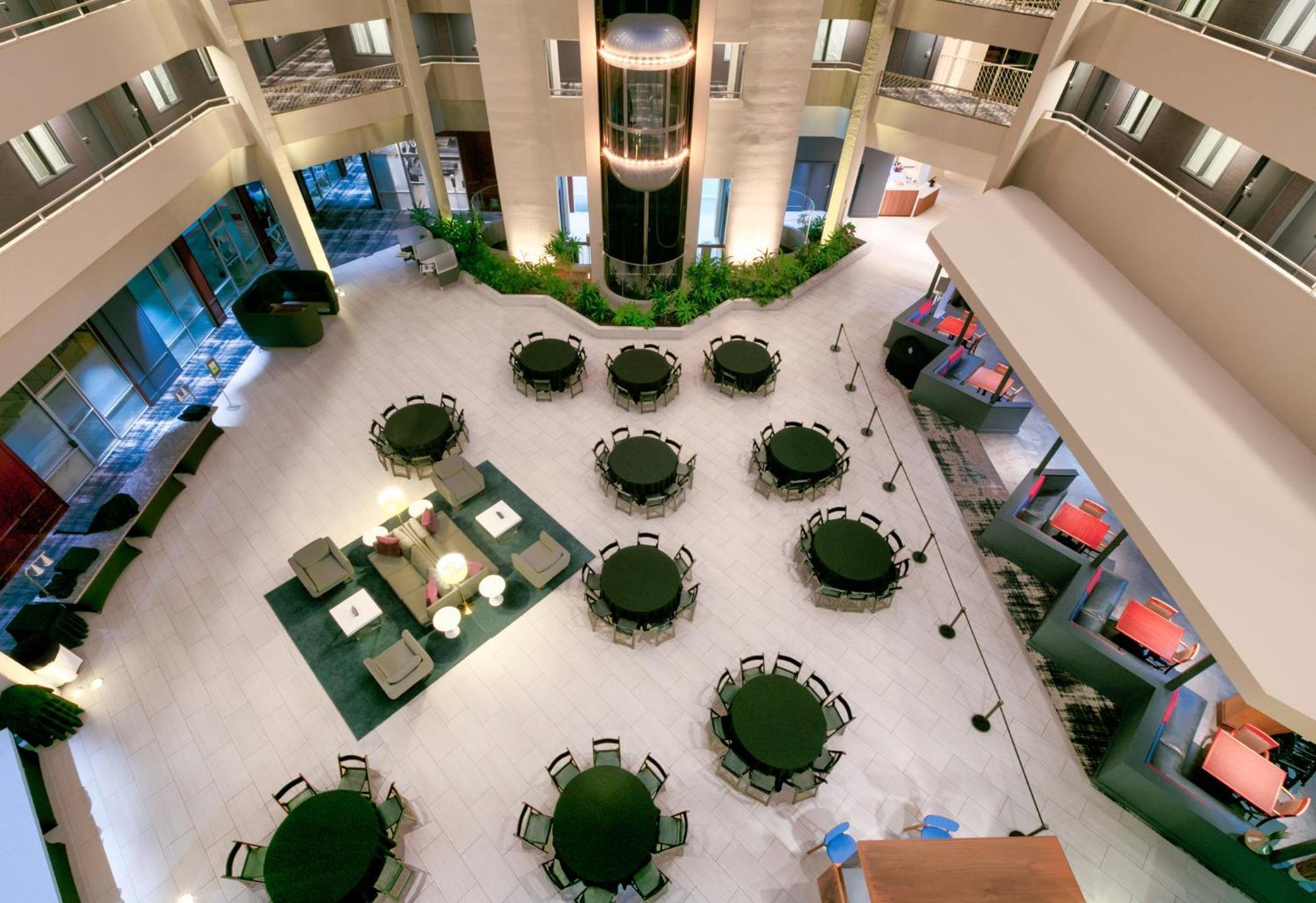 Crowne Plaza Suites Arlington, An Ihg Hotel Bagian luar foto